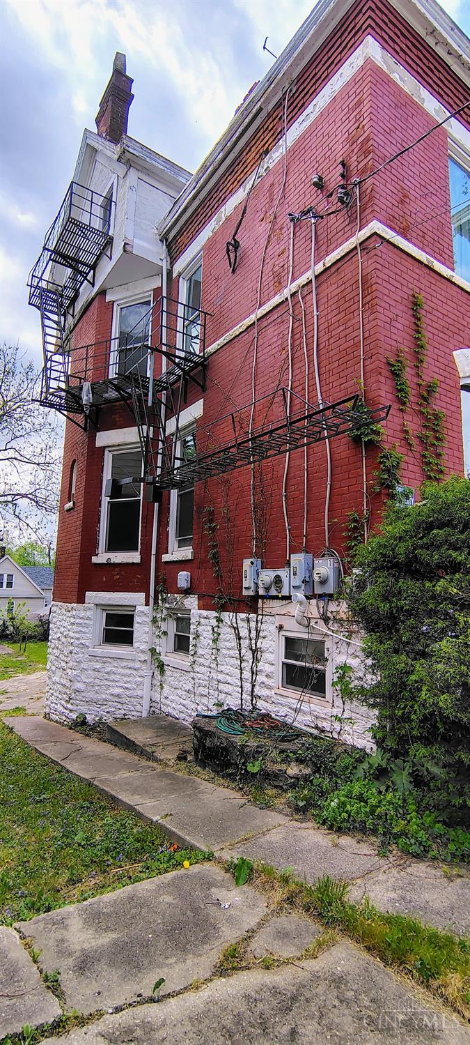 837 Hutchins Avenue Property Photo 48