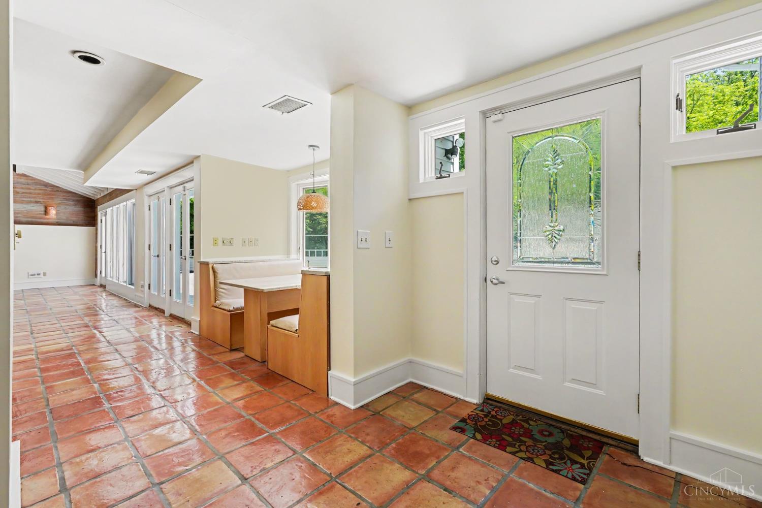 3583 Cooper Road Property Photo 6