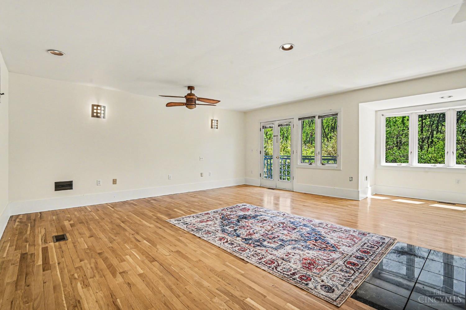 3583 Cooper Road Property Photo 10