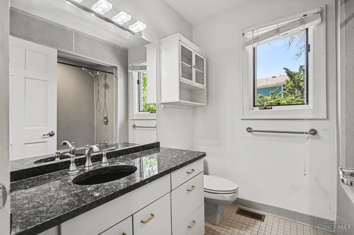 3583 Cooper Road Property Photo 16