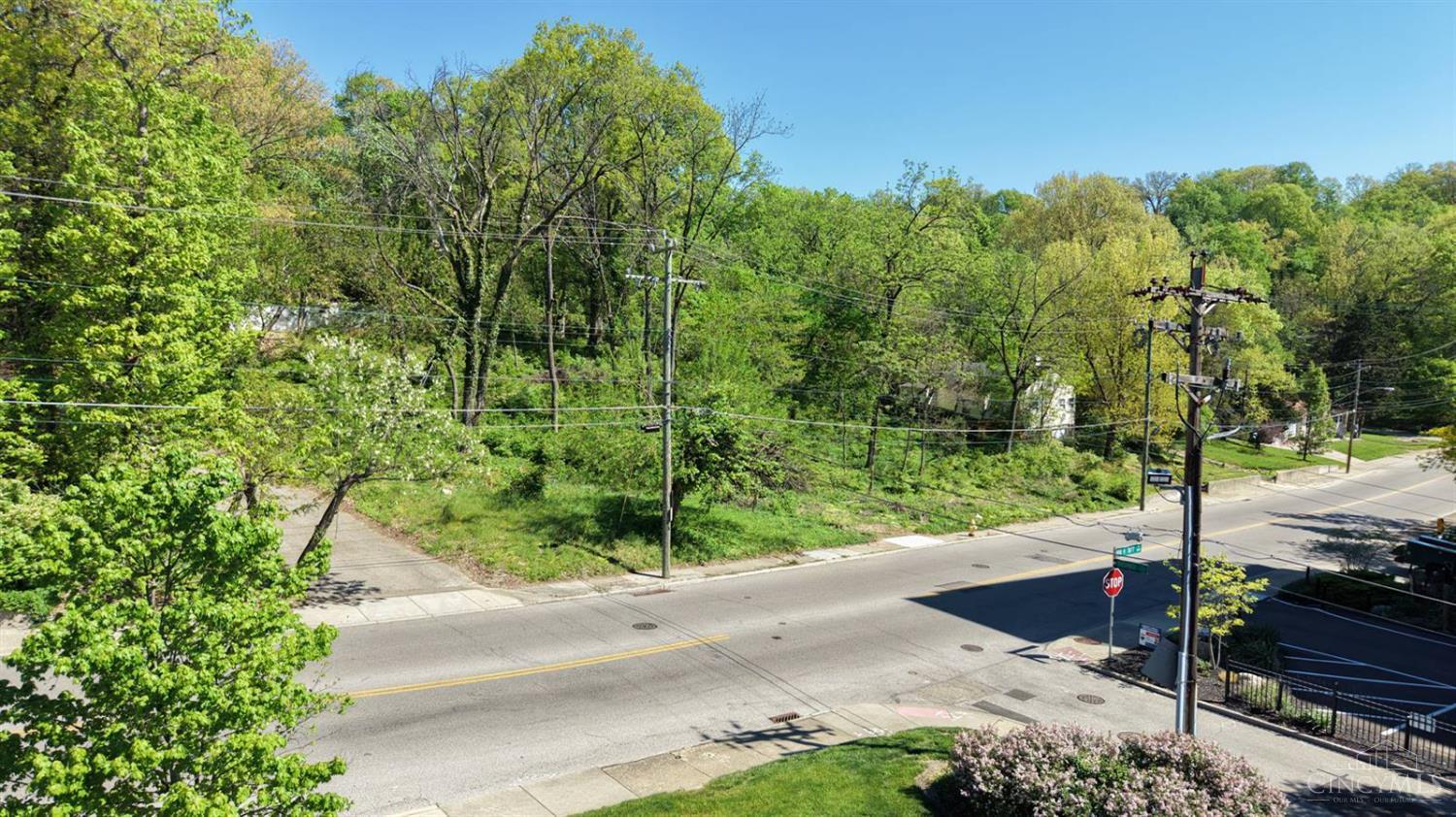 1812 William Howard Taft Road Property Photo 1