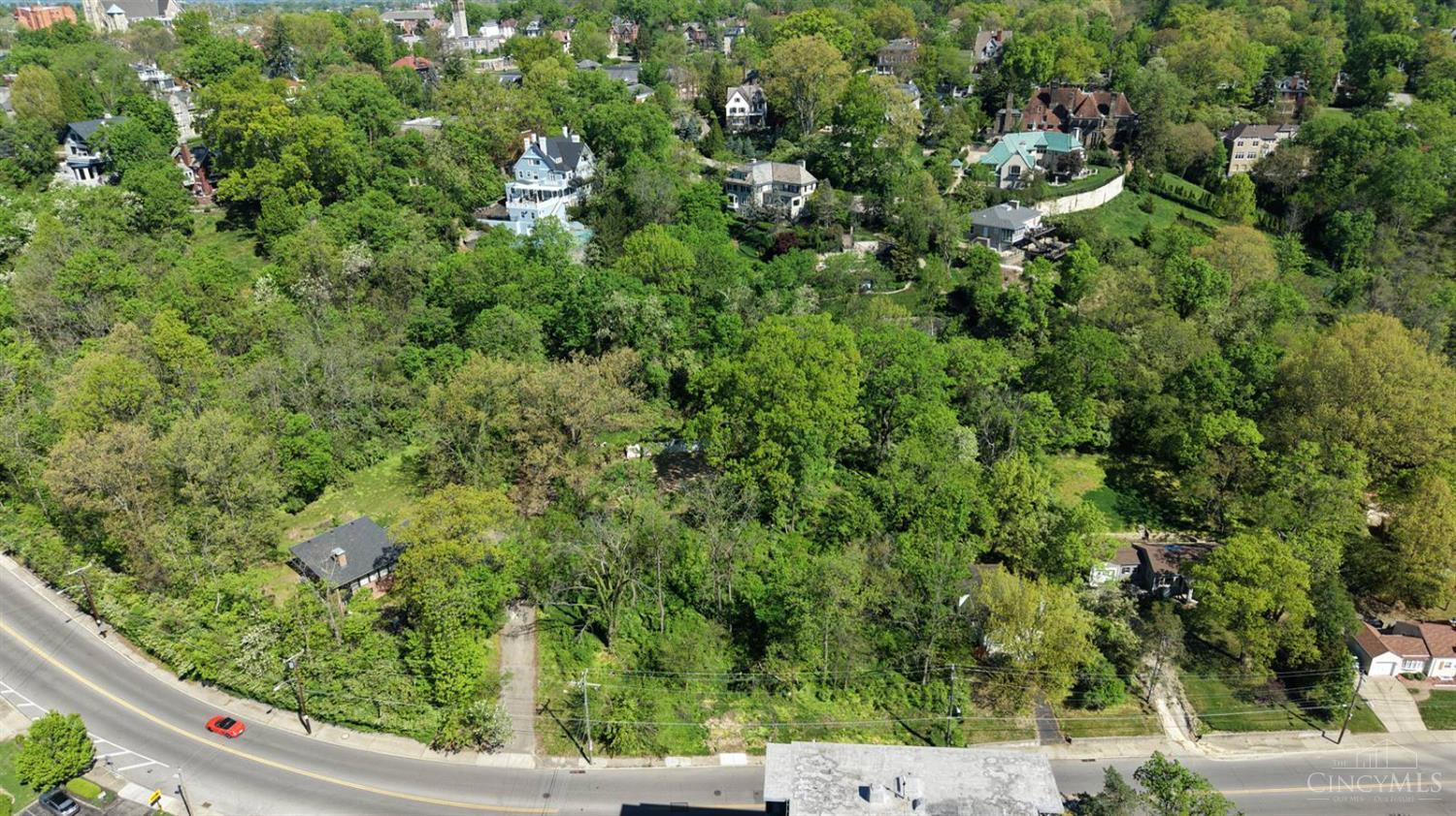 1812 William Howard Taft Road Property Photo 2
