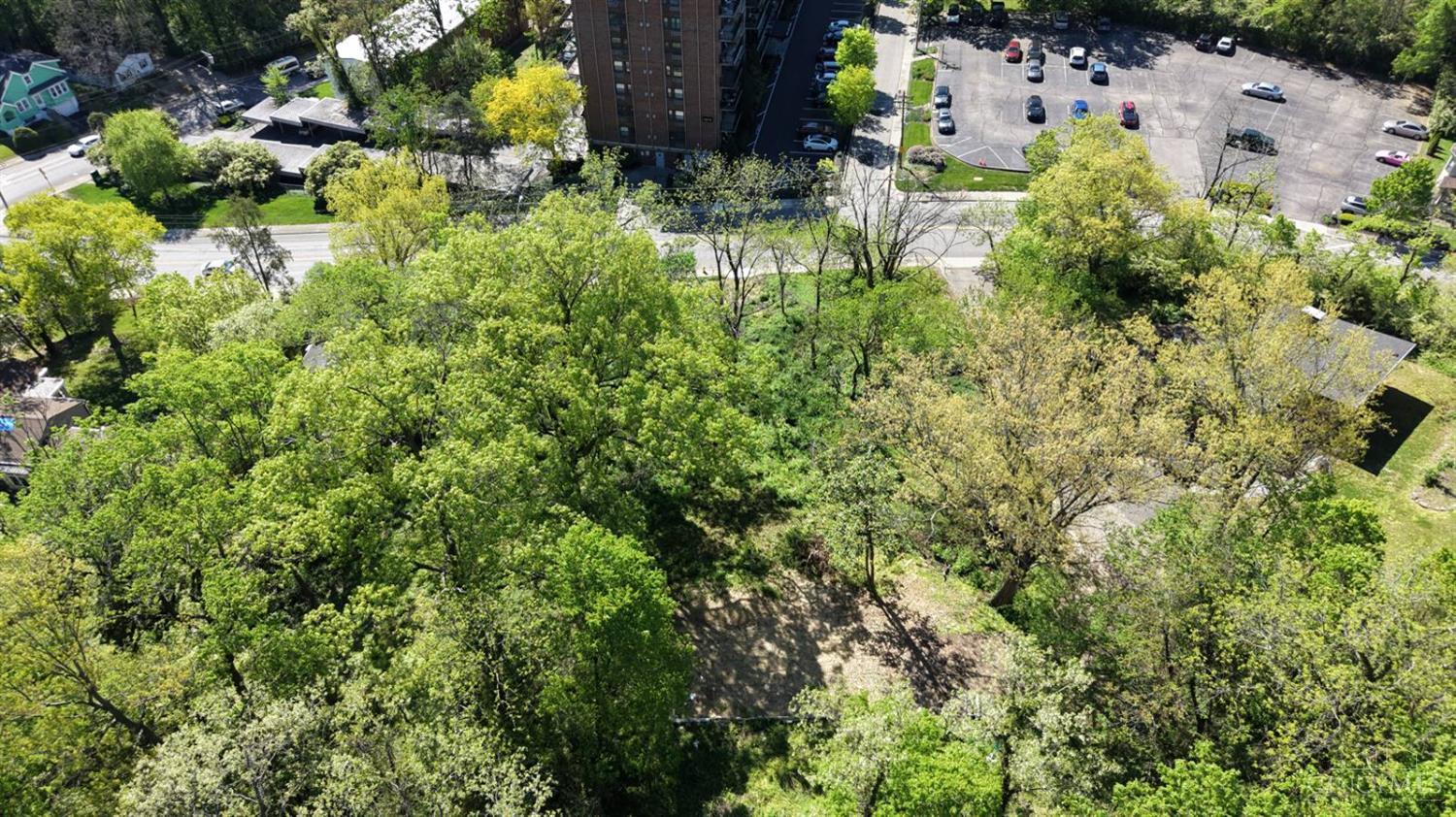 1812 William Howard Taft Road Property Photo 8