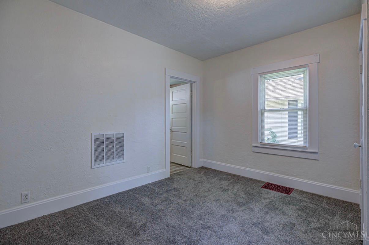 1026 Fairview Avenue Property Photo 14