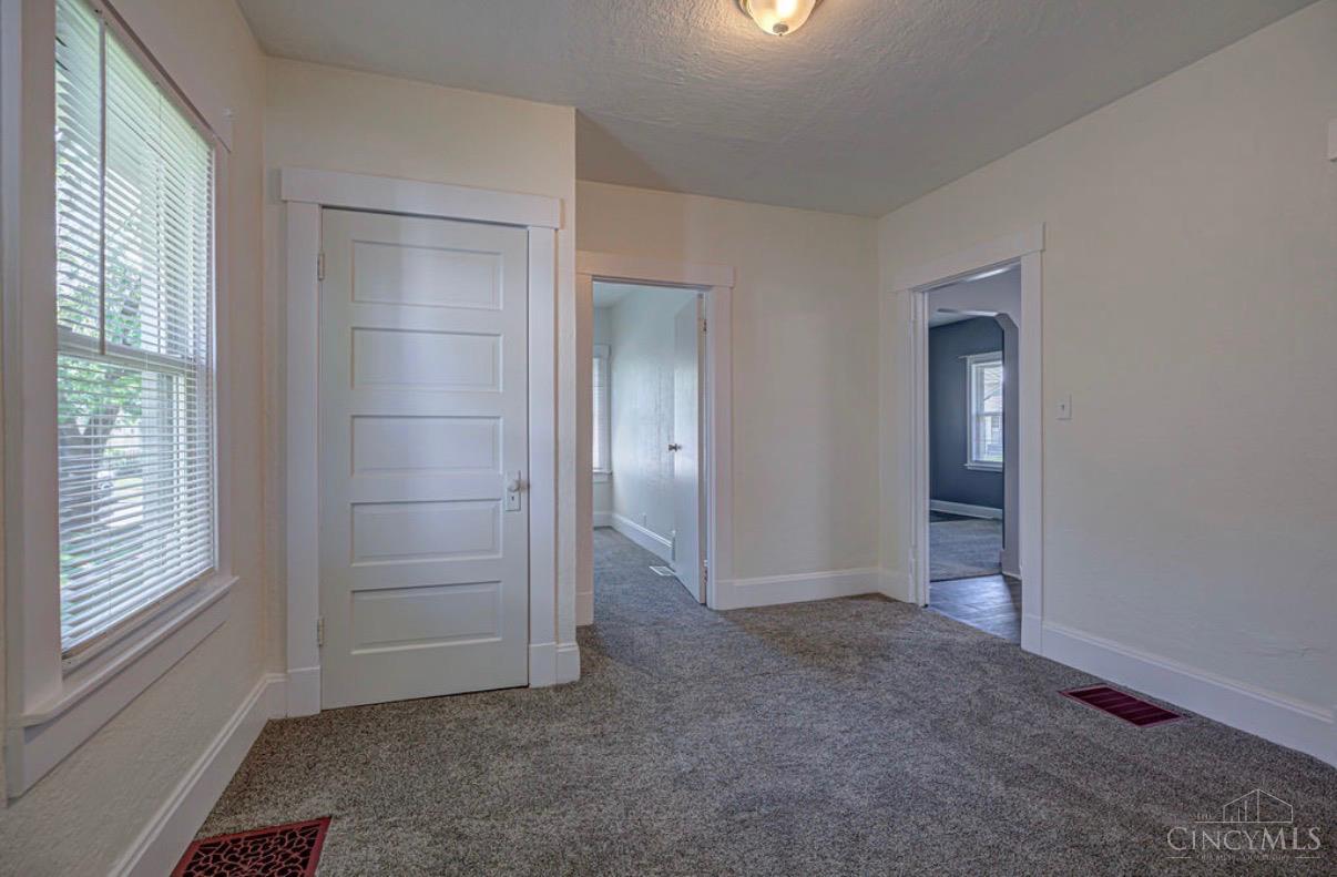 1026 Fairview Avenue Property Photo 15