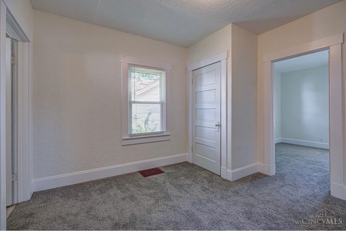 1026 Fairview Avenue Property Photo 16
