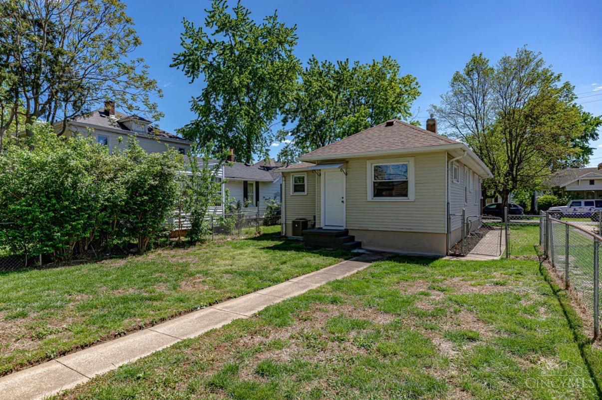 1026 Fairview Avenue Property Photo 25