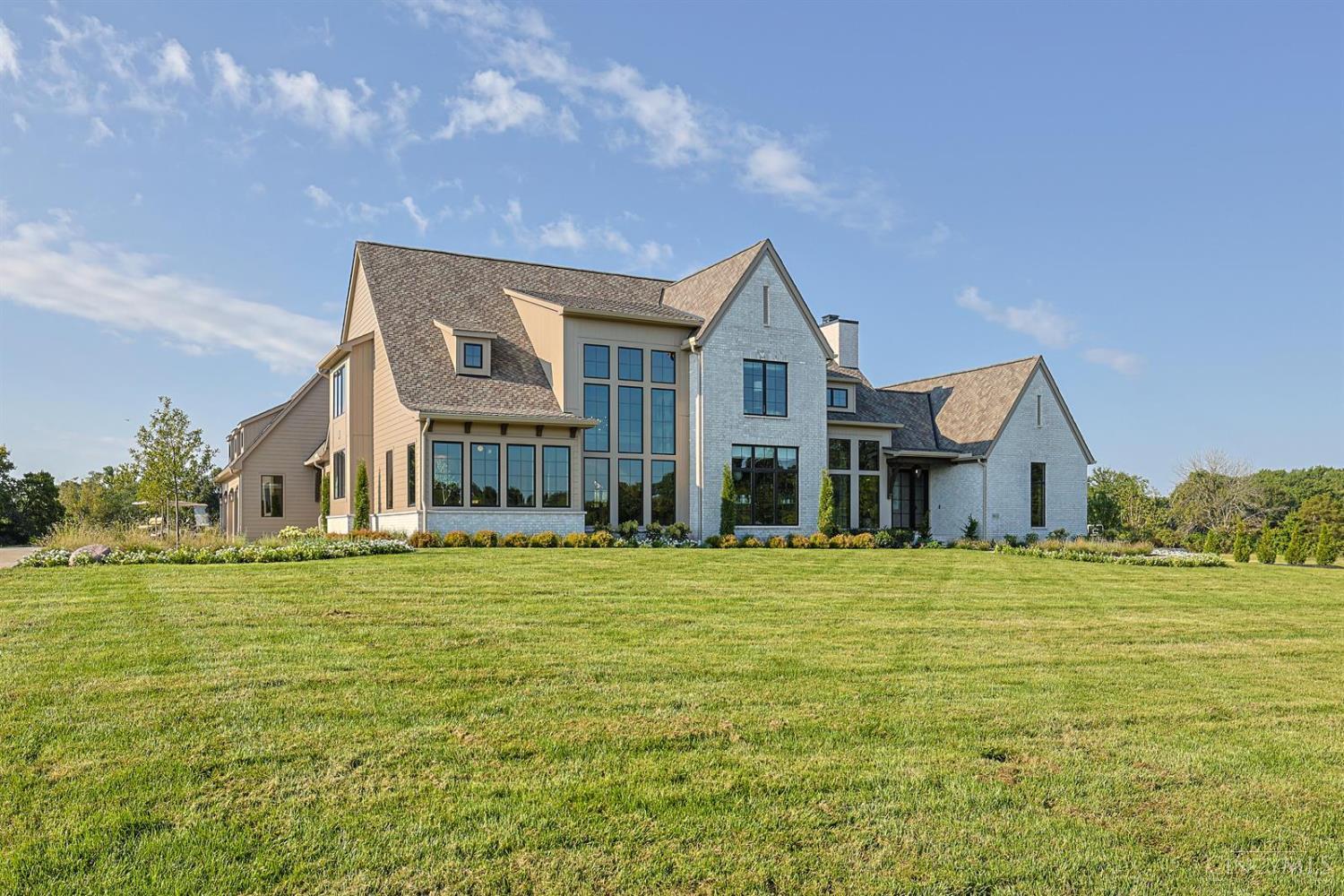 9822 Christian Court Property Photo 1