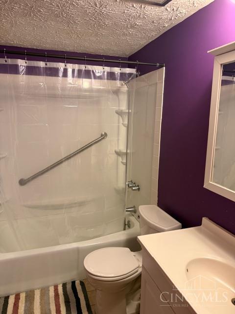 4906 Chalet Drive Property Photo 18