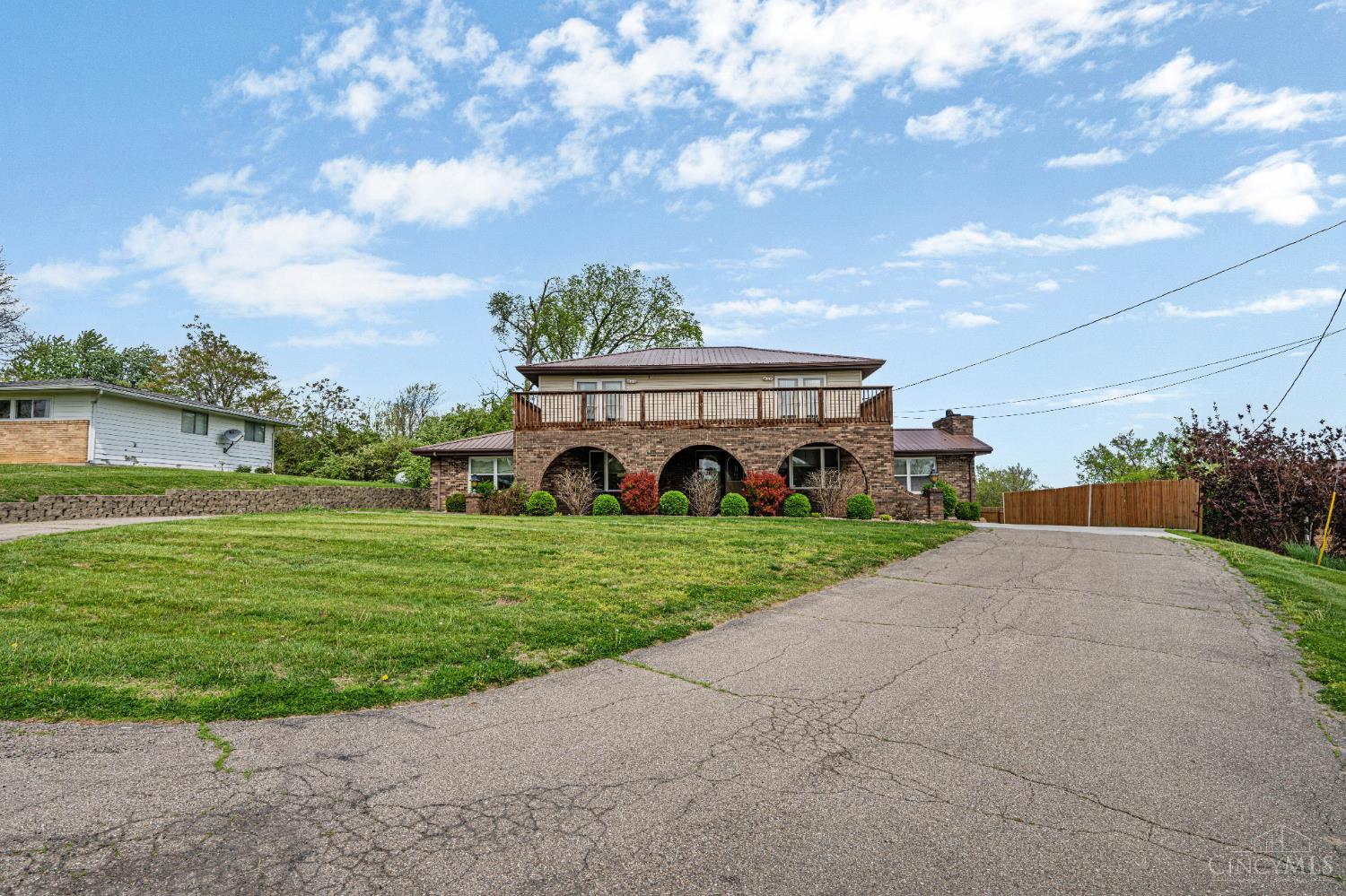 1908 Gardner Road Property Photo 1