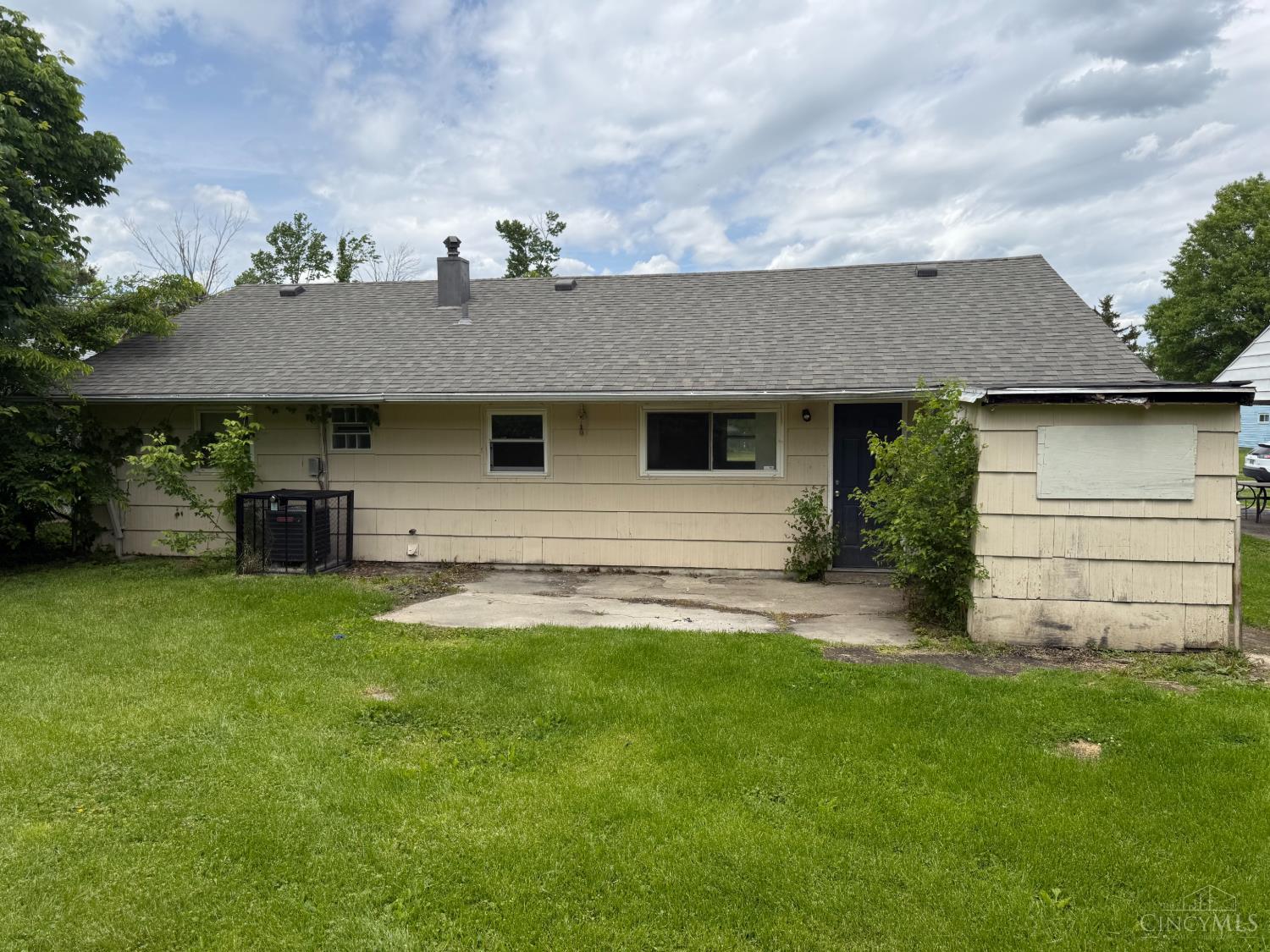 1313 Landis Lane Property Photo 6