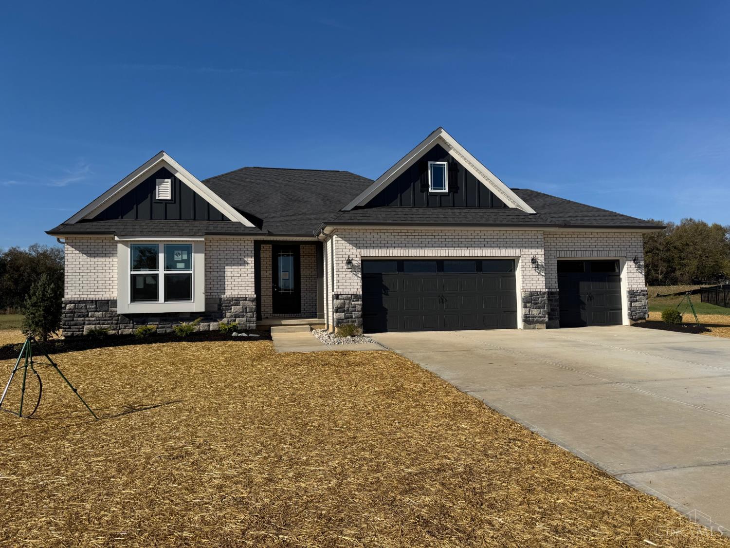 2829 Wyatt Way Property Photo 1