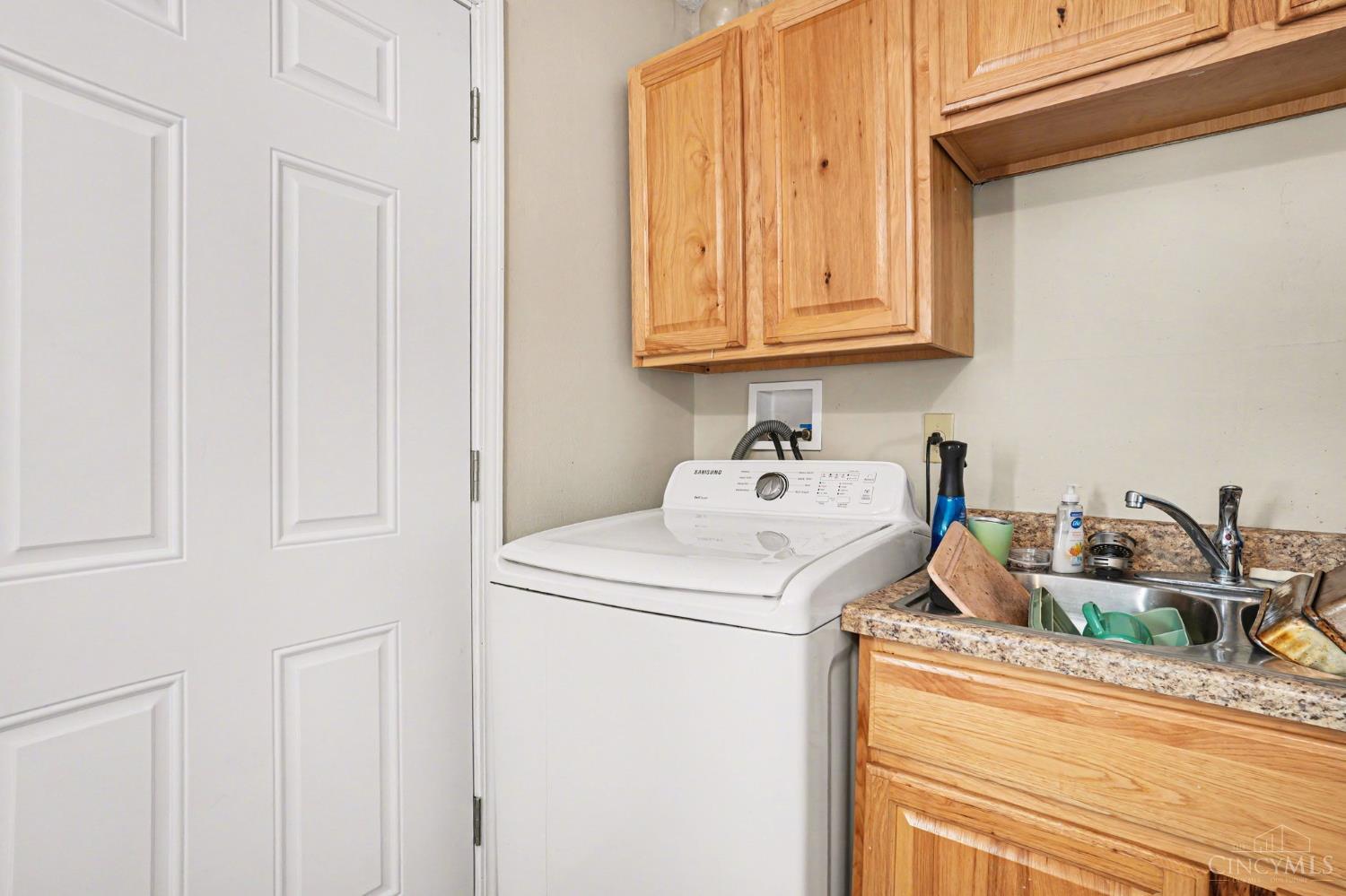 3090 Deshler Drive Property Photo 5