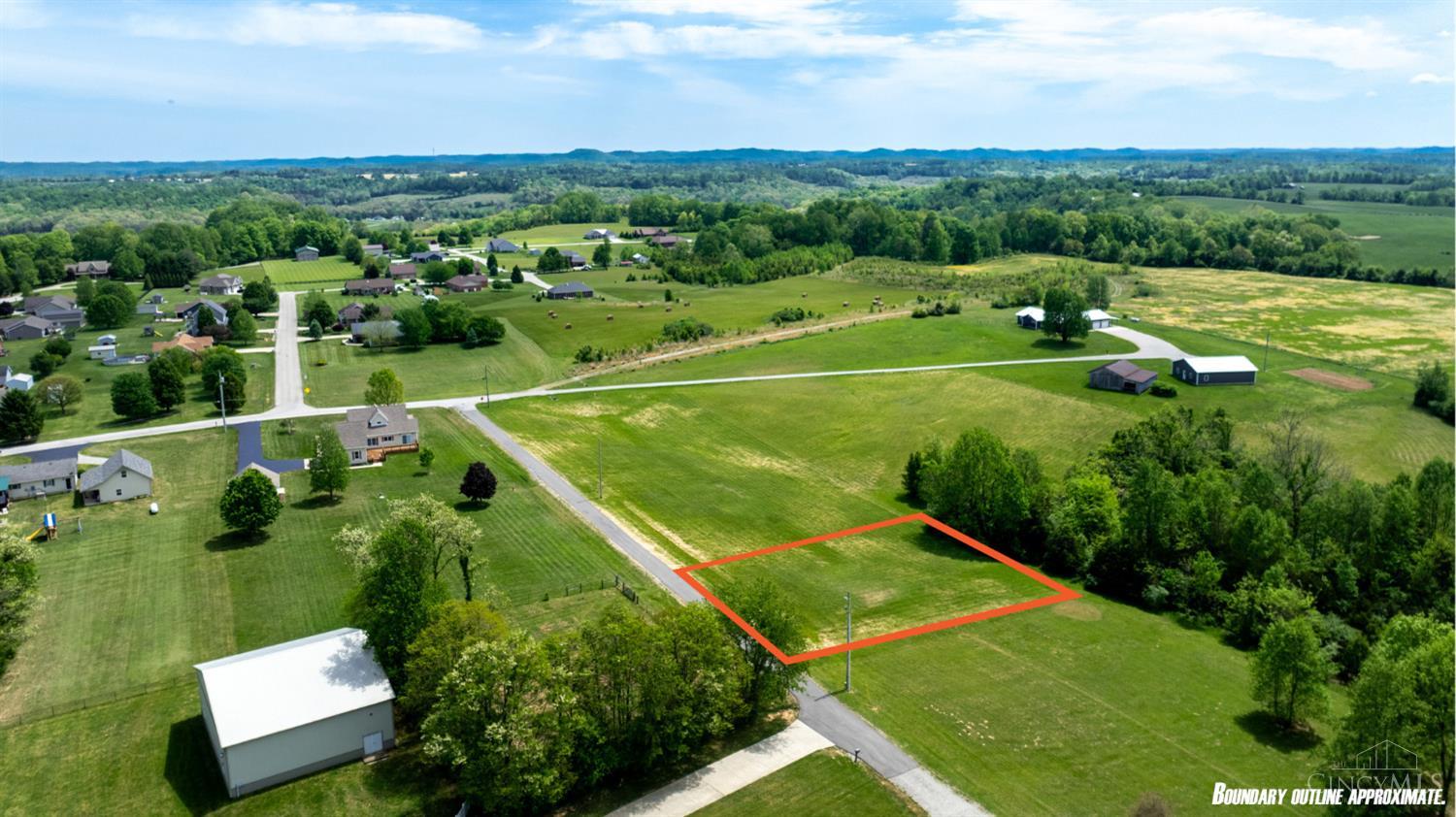 Cemetery Road Property Photo 4