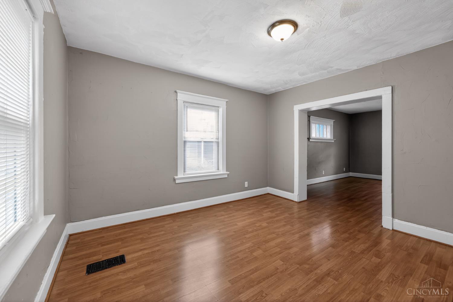 4938 Plainville Road Property Photo 5