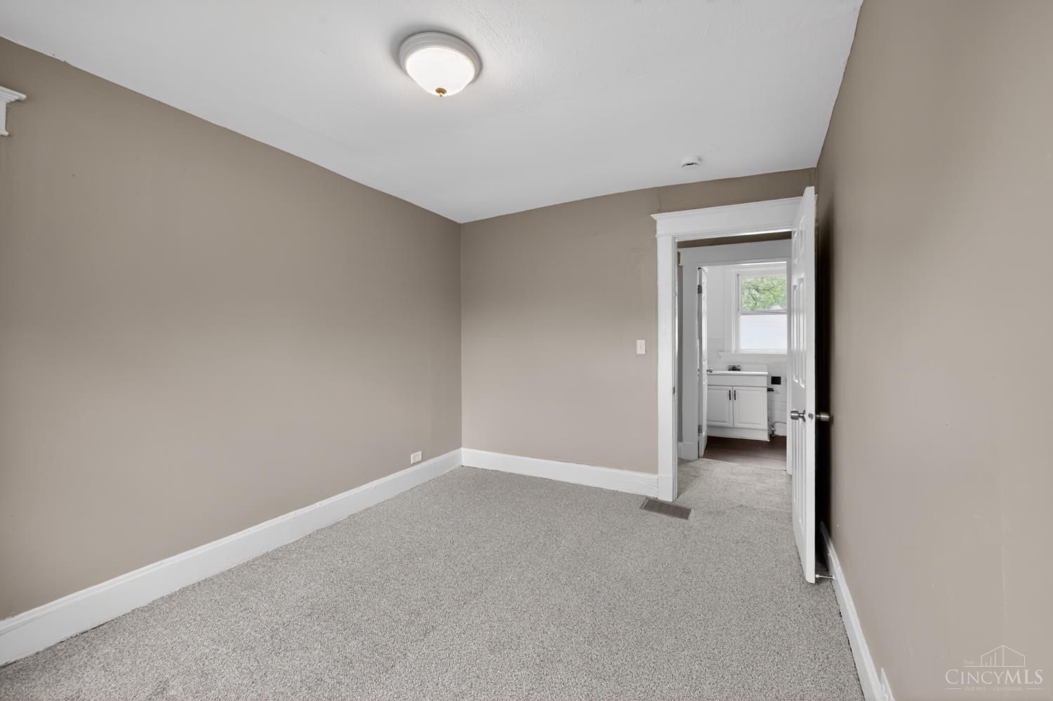 4938 Plainville Road Property Photo 14
