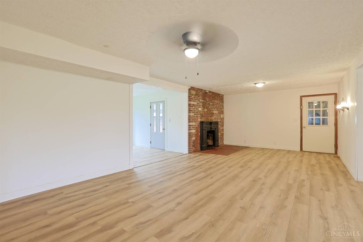 76 Stivers Road Property Photo 6