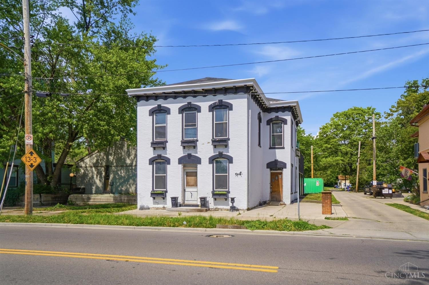 S 221 B Street Property Photo 1
