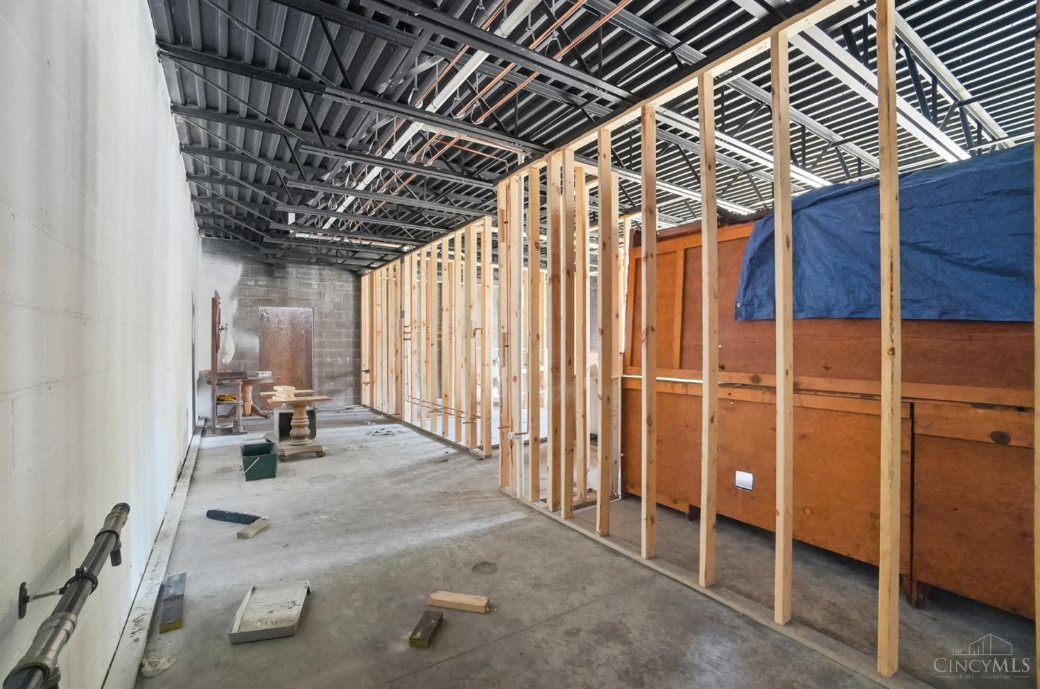 S 221 B Street Property Photo 39