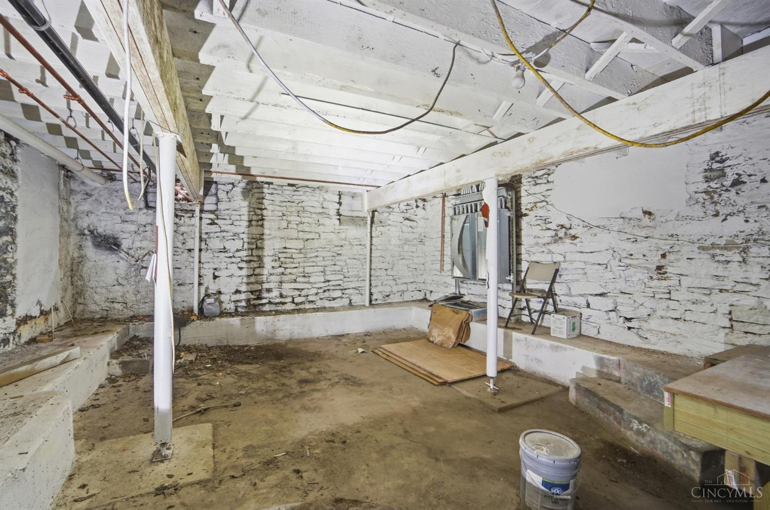 S 221 B Street Property Photo 57