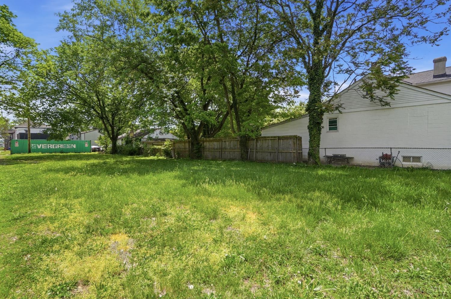 S 221 B Street Property Photo 62