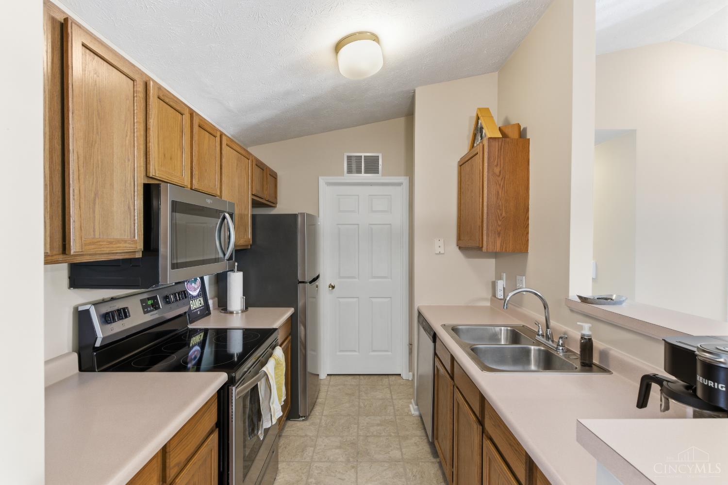 1680 Piper Lane Property Photo 15