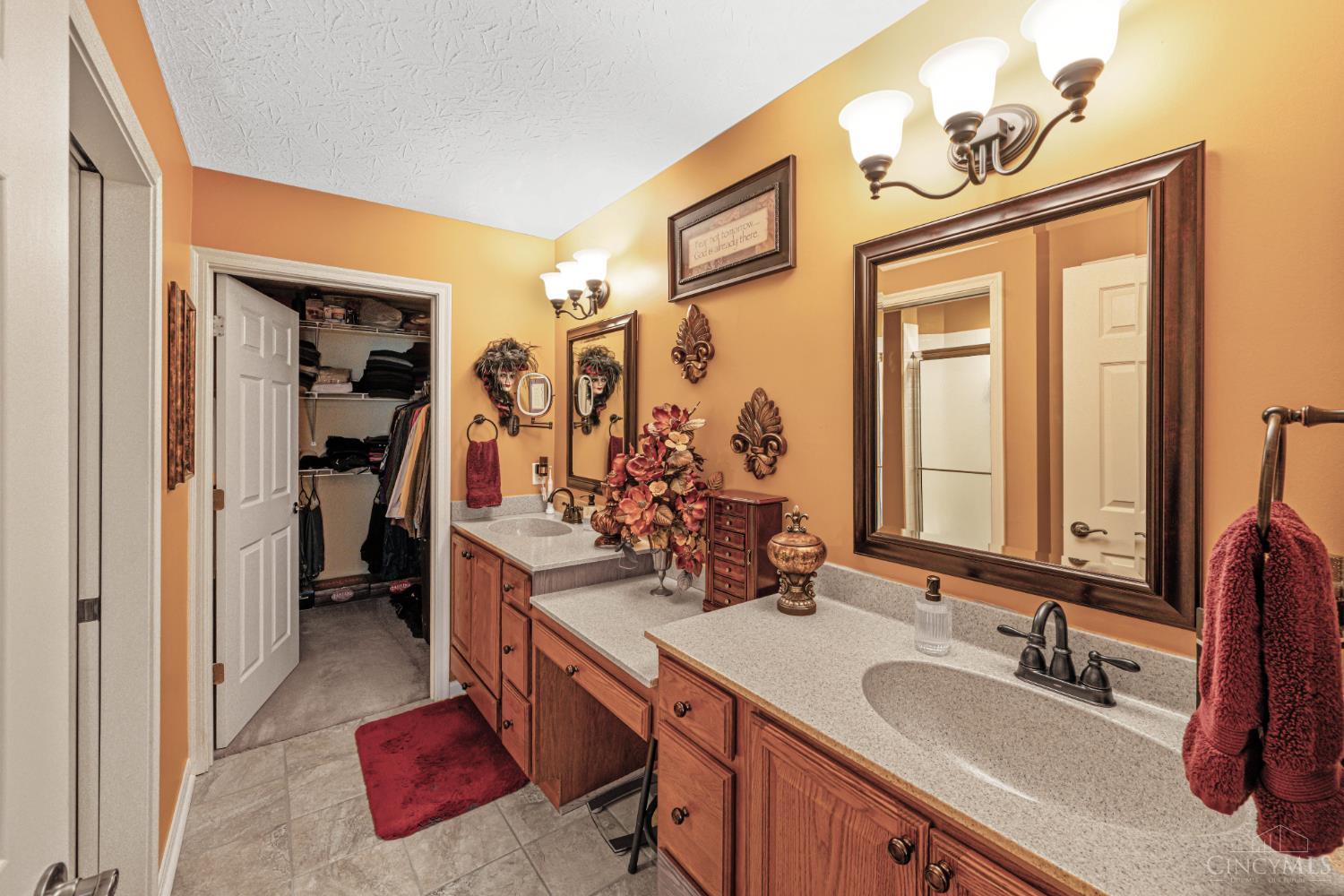 1434 Cotswold Lane Property Photo 23