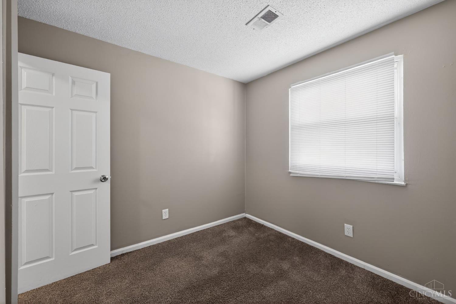 1331 Meredith Drive Property Photo 4