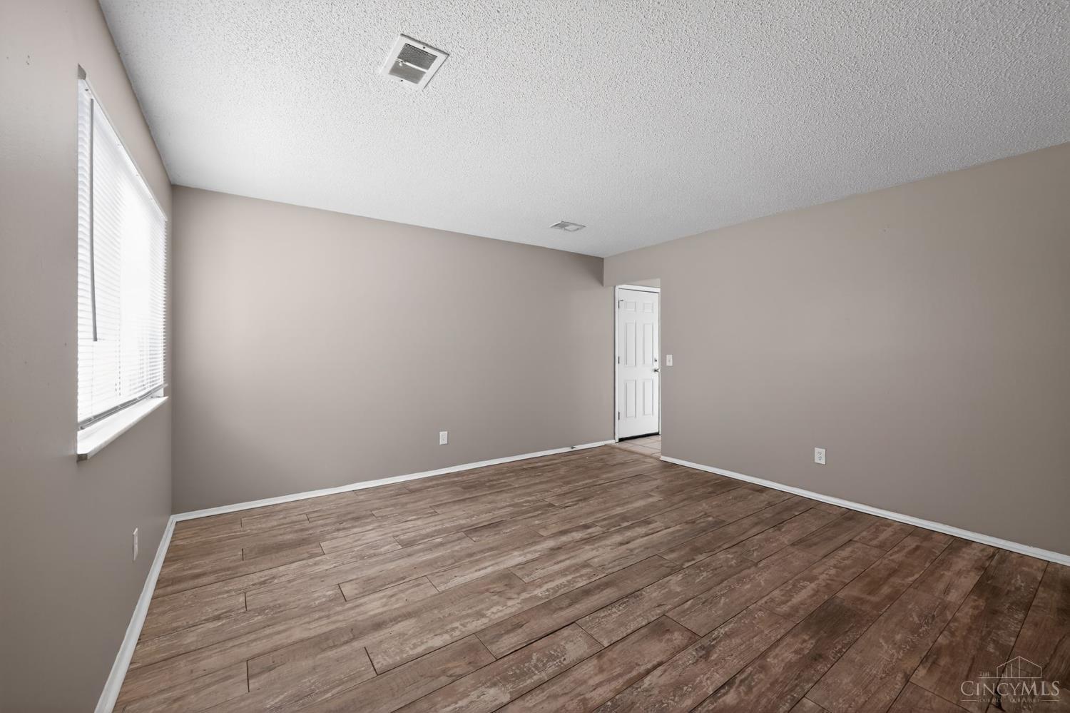 1331 Meredith Drive Property Photo 6