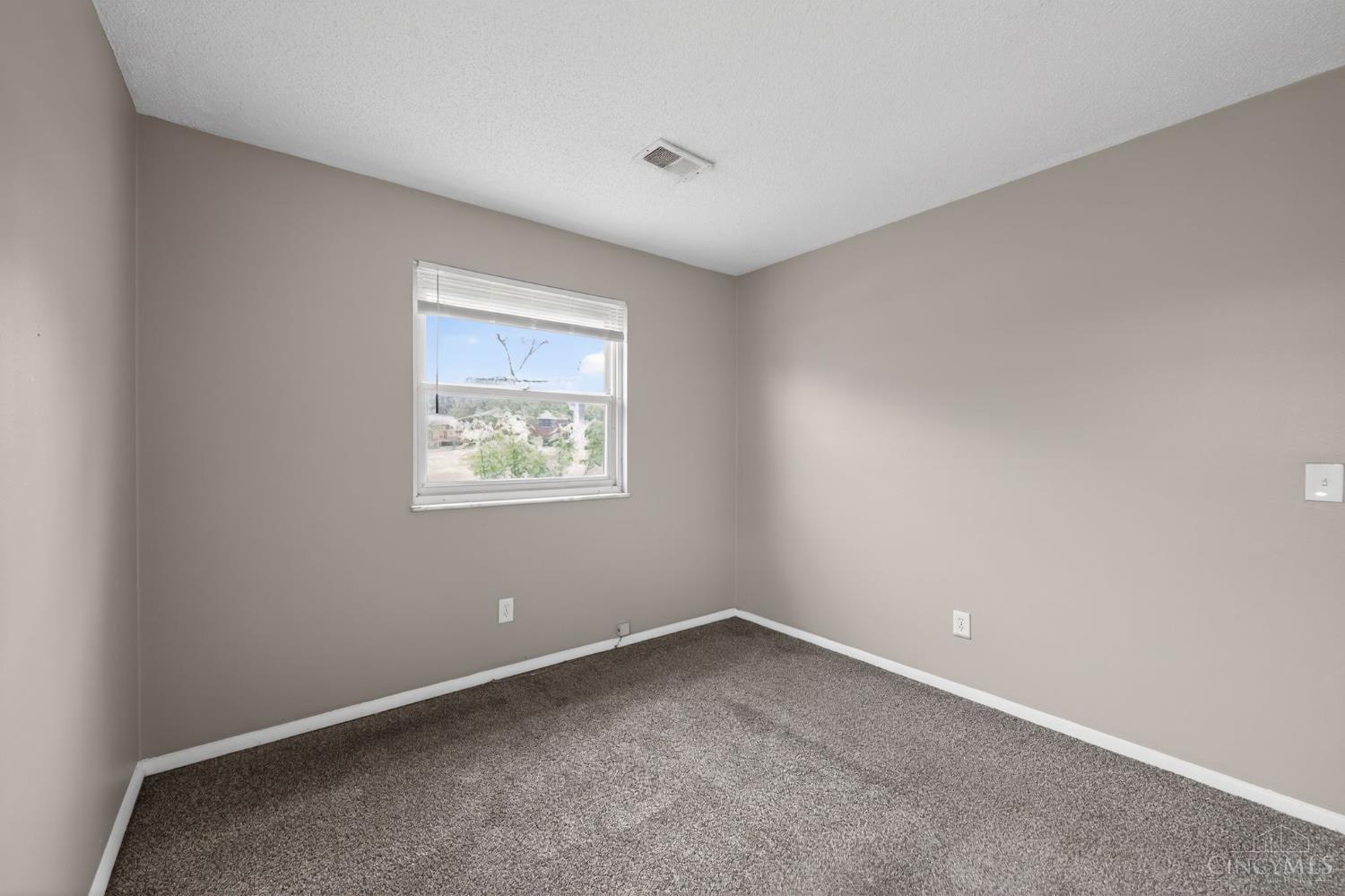 1331 Meredith Drive Property Photo 8