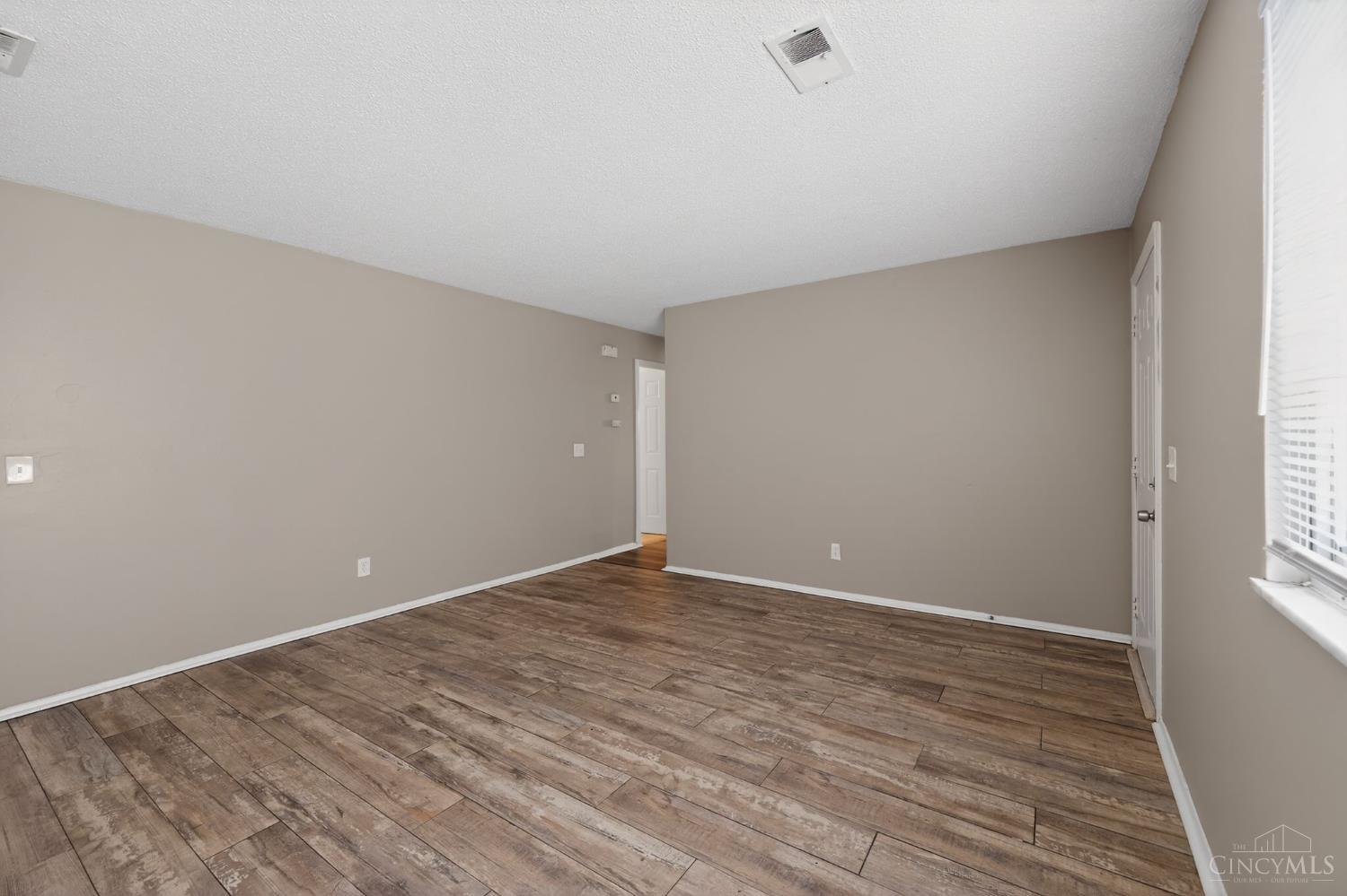 1331 Meredith Drive Property Photo 9