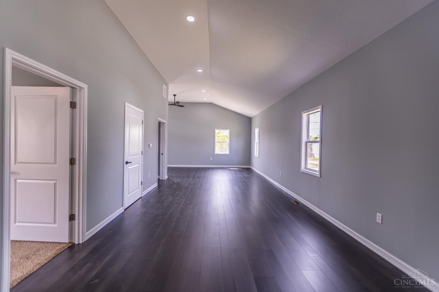 182 Walnut Street Property Photo 8
