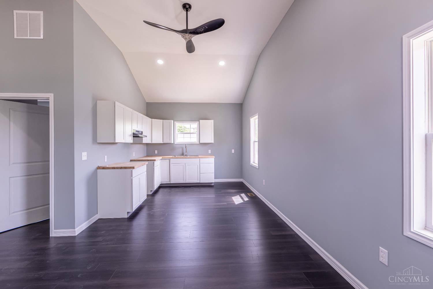 182 Walnut Street Property Photo 24