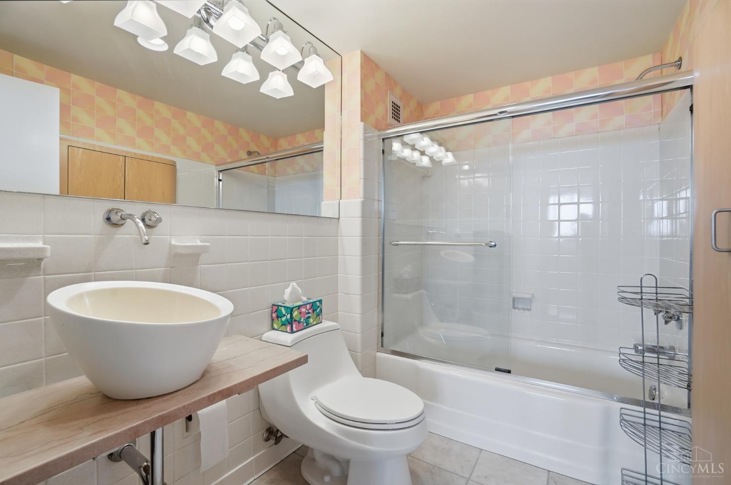 2324 Madison Road Property Photo 36