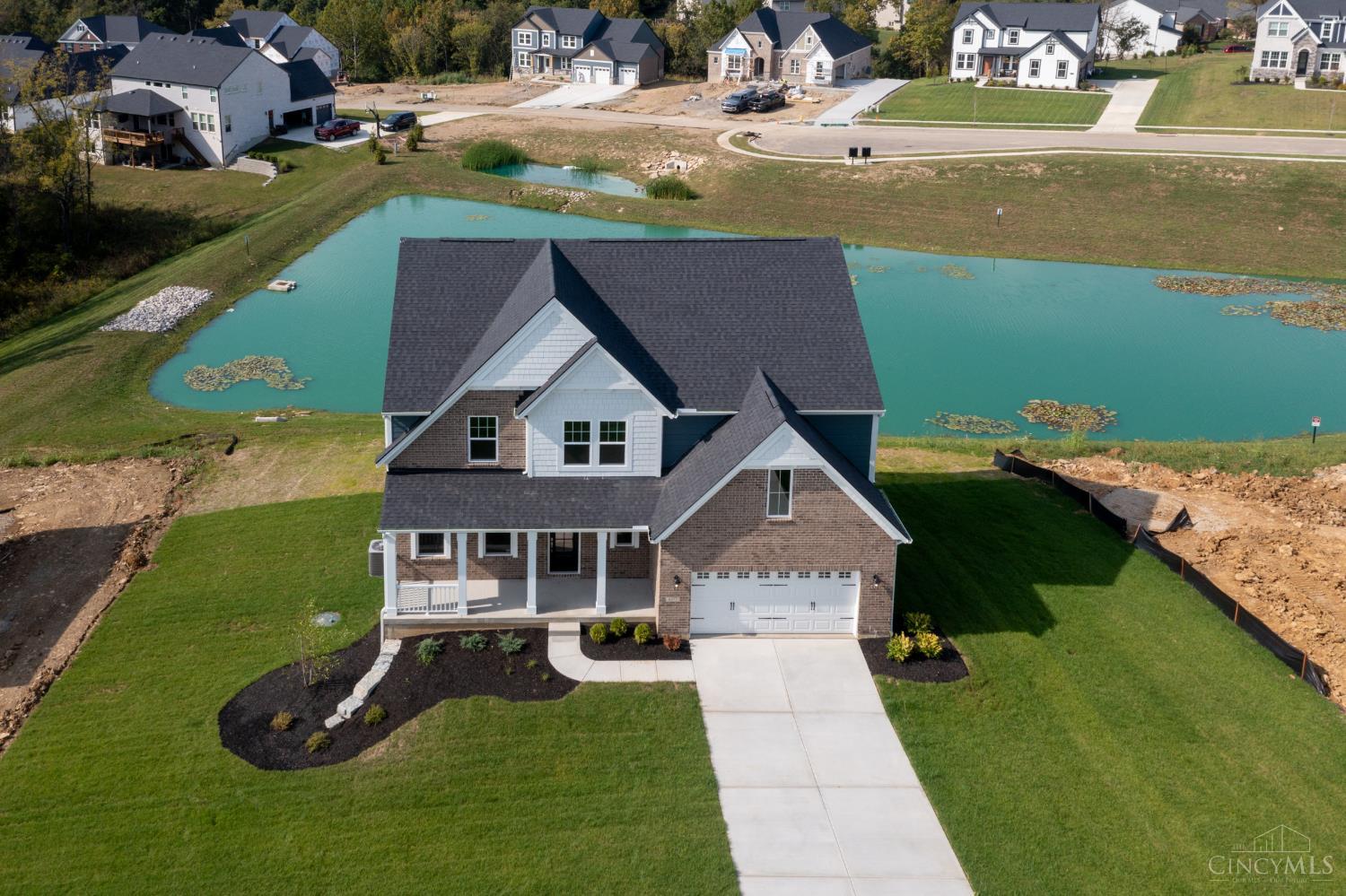 6977 Carlinridge Lane Property Photo 4