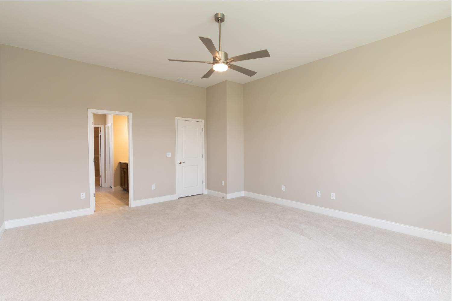 6977 Carlinridge Lane Property Photo 19