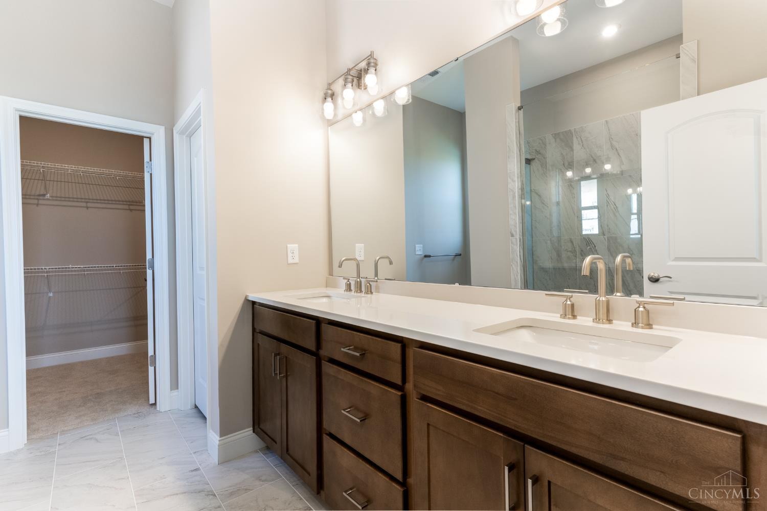 6977 Carlinridge Lane Property Photo 20