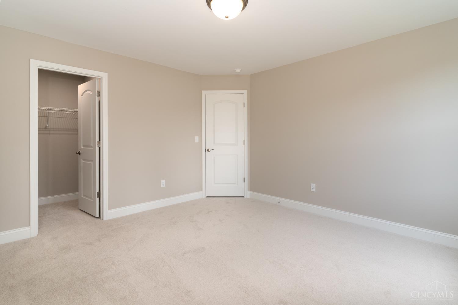 6977 Carlinridge Lane Property Photo 28