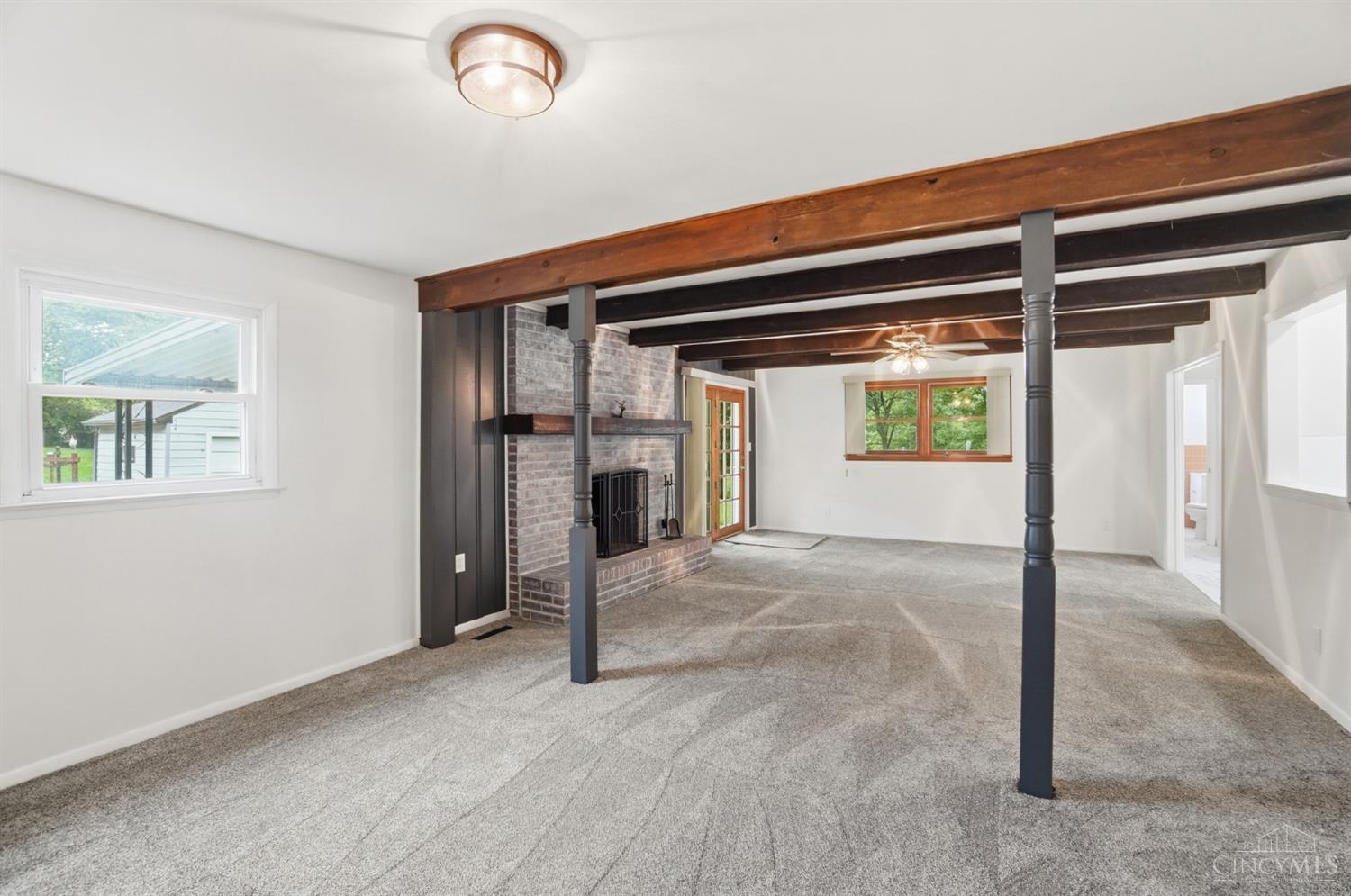6473 Hendrickson Road Property Photo 19