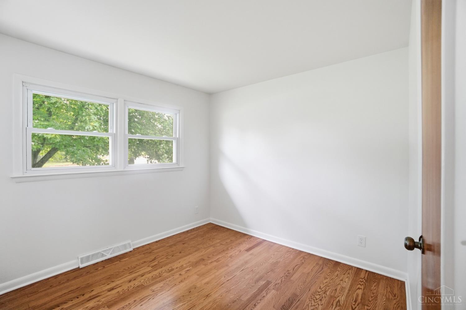 6473 Hendrickson Road Property Photo 31