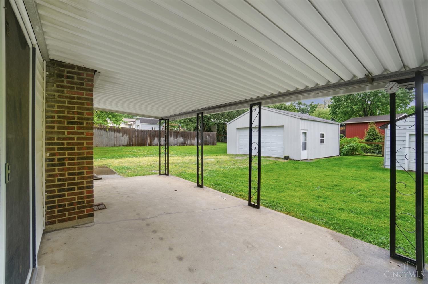 6473 Hendrickson Road Property Photo 37