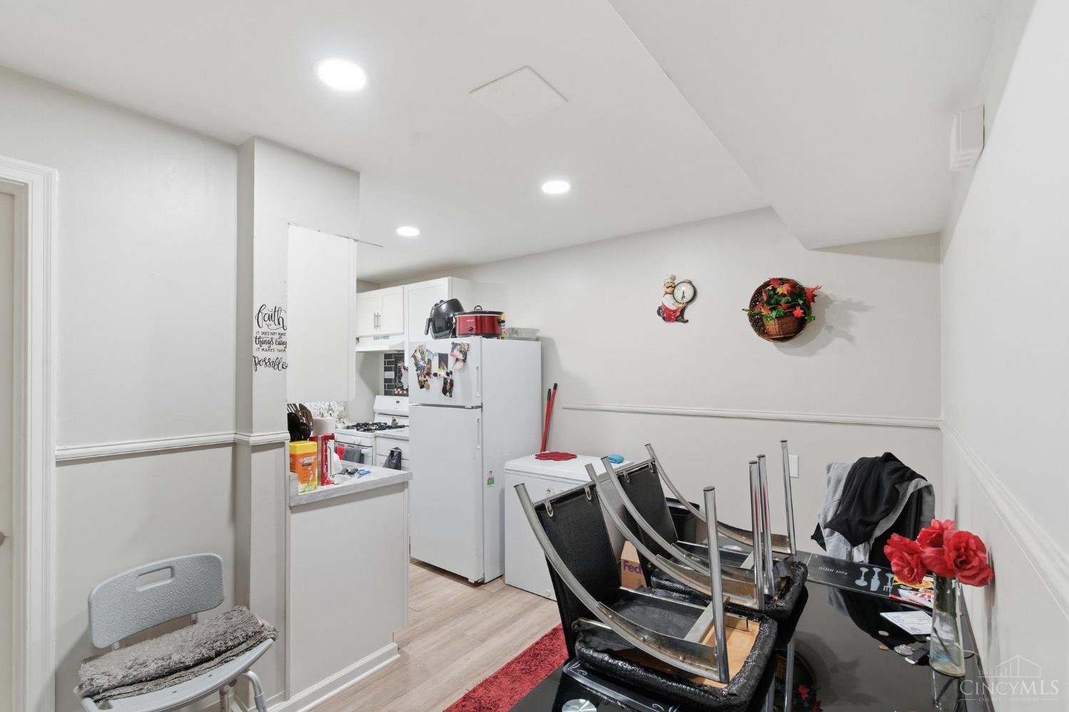 781 Clanora Drive Property Photo 13