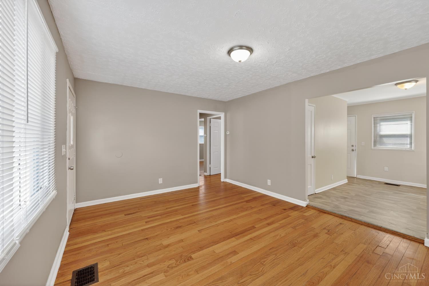 1923 Ashbrook Drive Property Photo 17