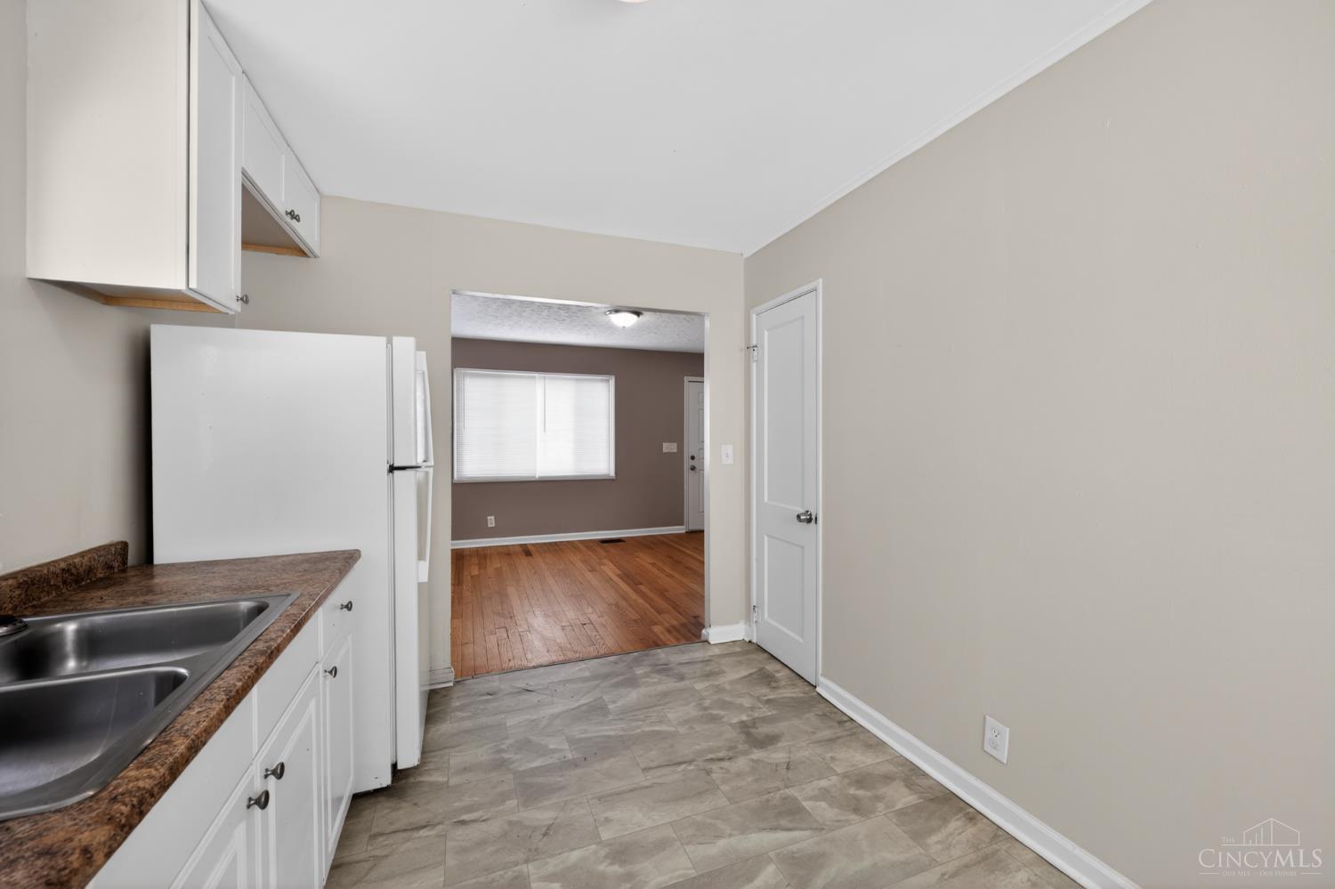 1923 Ashbrook Drive Property Photo 19