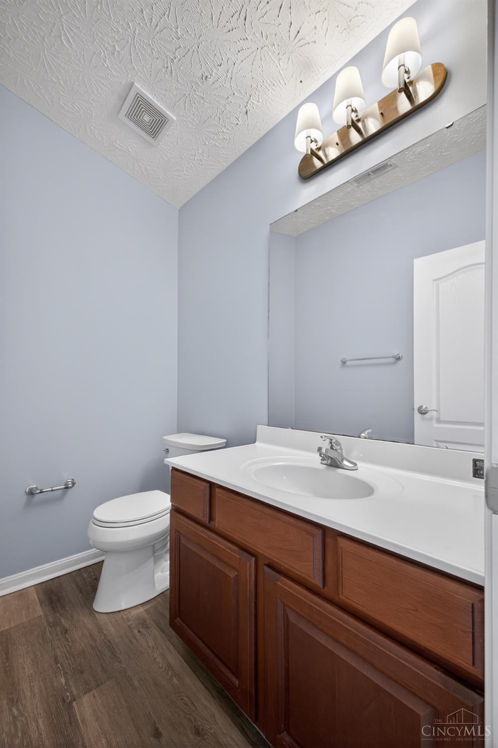 6741 Adena Circle Property Photo 10