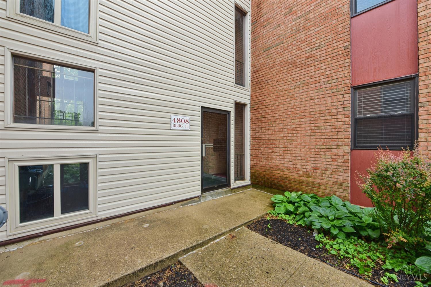 4808 Chalet Drive Property Photo 3