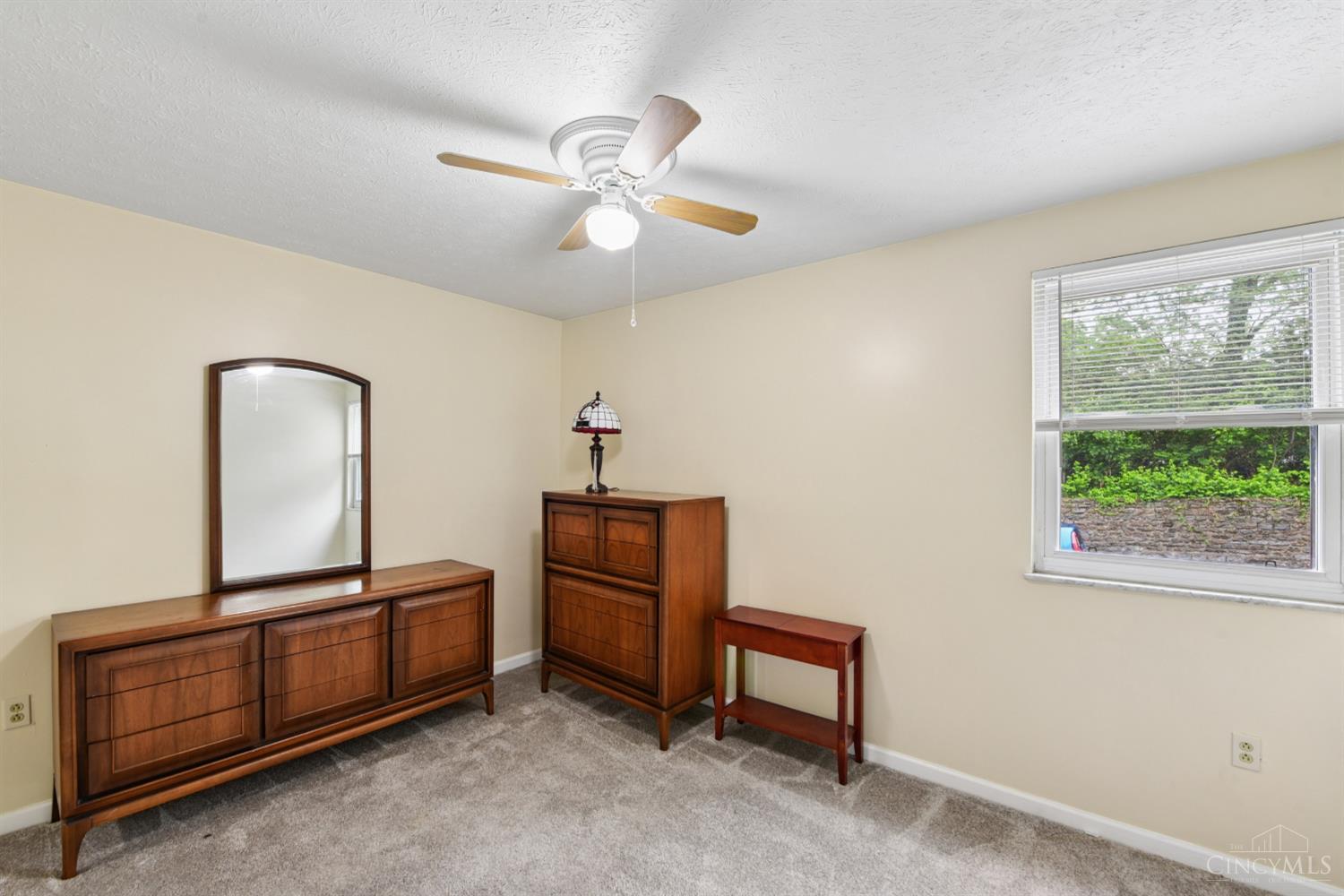 4808 Chalet Drive Property Photo 9
