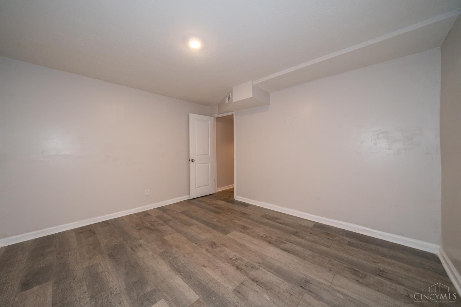 1425 Hawkshead Street Property Photo 24