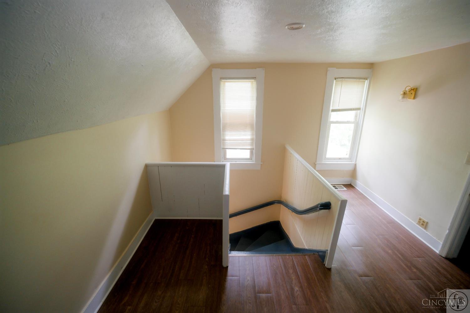 160 First Street Property Photo 13