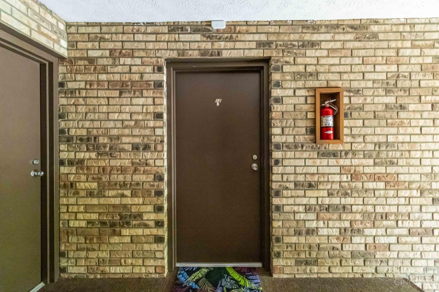 537 Davis Road Property Photo 4
